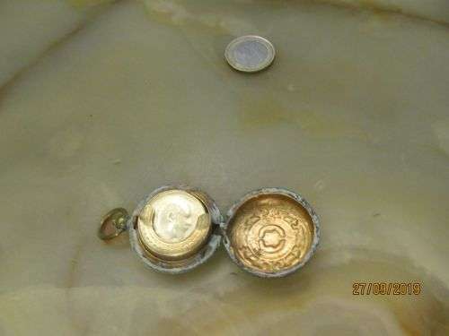 EDWARD VII !! Rare Antique 1902-1910 Brass Edward VII Sovereign Case - Completely Functional