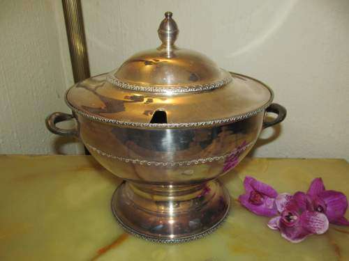 SERANCO !! Large Vintage Silver Plated Seranco Soup / Vegetabe Tureen with Original Lid