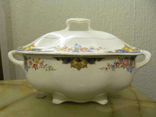 PAREEK !! Rare Vintage 1930's Large Johnson Bros Pareek Shape Soup/Vegetable Tureen -Glencoe Pattern