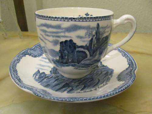 JOHNSON BROS !! Vintage 1930's Johnson Bros "Old Britain Castles" Porcelain Tea Duo