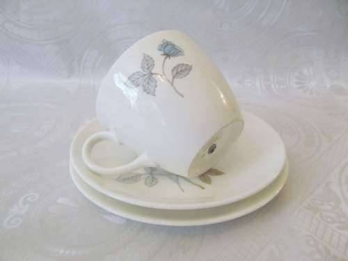 WEDGWOOD 3 !! Vintage 1960-1979 Pristine Condition Wedgwood Bone China "Ice Rose" Tea Trio