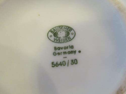 BAUSCHER WEIDEN !! Vintage 1920-1948 White Glaze Lidded Fine Porcelain Creamer or Water Pot