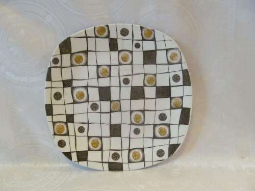 JESSIE TAIT !! Vintage 1960's Homespun Porcelain Plate by Jessie Tait for Midwinter