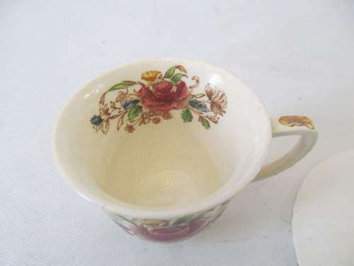 JOHNSON BROS !! Vintage 1935-1950 Johnson Bros Windsor Ware Porcelain Lot/Part Set - Garden Bouquet