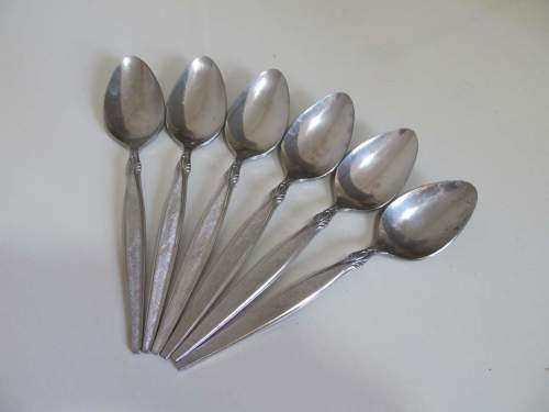 EETRITE !! Vintage Lot/Set of Six Eetrite Stainless Dinner Spoons - Peeress Handle Design