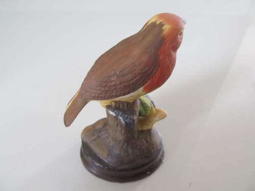 ROBIN !! Vintage Natural Color Bisque Ceramic Robin Figurine