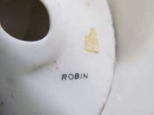 ROBIN !! Vintage Natural Color Bisque Ceramic Robin Figurine