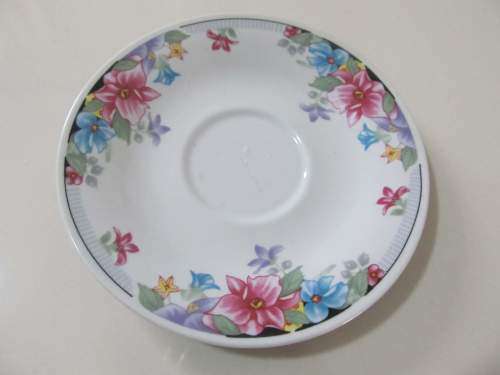 ROYAL DOULTON + !! Vintage Lot of 1 Royal Doulton Fine Porcelain Saucer and 5 Others