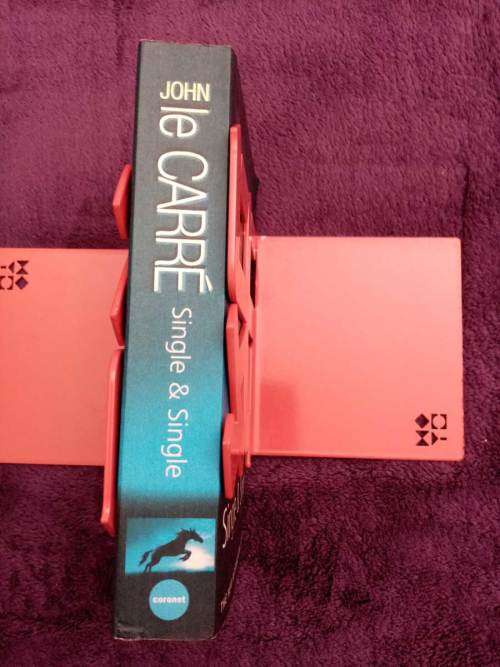 Single and Single by John-le-Carre