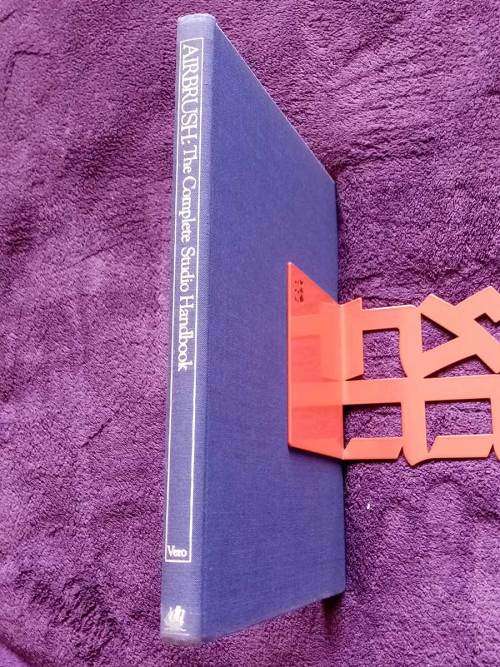 Airbrush - Complete Studio Handbook by Radu Vero (Hardcover in Excellent Condition)