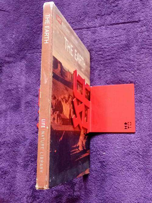 Life Nature Library - The Earth (Hardcover Good to Very Good Condition)