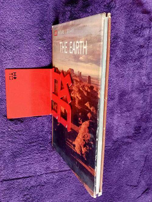 Life Nature Library - The Earth (Hardcover Good to Very Good Condition)