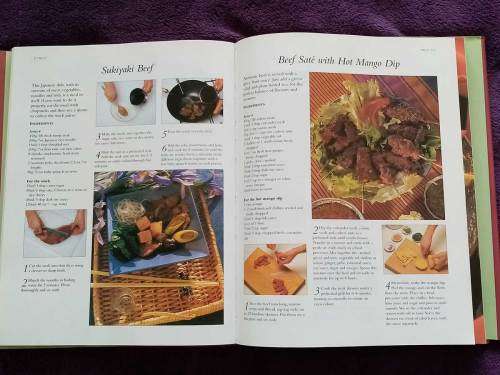 The Ultimate Chinese and Asian CookBook  by Linda Doeser (Hardcover Excellent Condition)