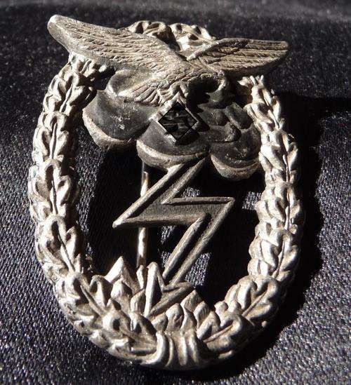 GERMAN WWII LUFTWAFFE GROUND ASSAULT BADGE ***R1 START*** NO RESERVE!!!
