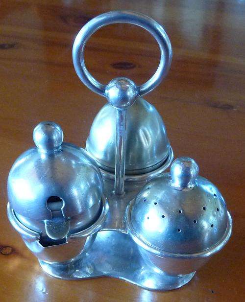ORIGINAL SOUTH AFRICAN RAILWAYS SALT, PEPPER & MUSTARD HOLDER ***R1 START*** NO RESERVE!!!