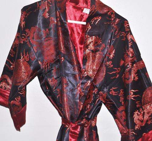 100% Pure Silk Robe Gown - Dragon Motif - STUNNING!!!