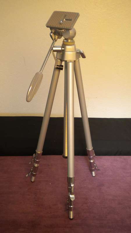 TRI-POD