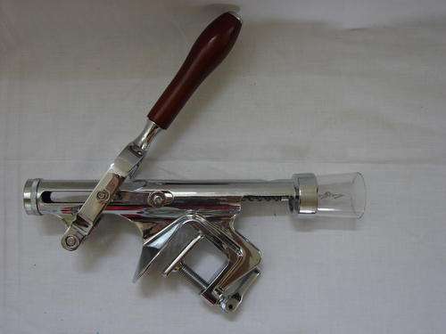 TABLE MOUNT CORKSCREW!!