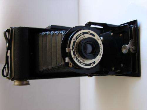 Vintage Camera KODAK " folding brownie "