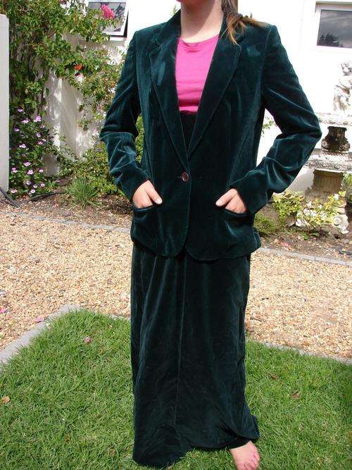 GREEN VELVET JACKET AND TWO SKIRTS !!!