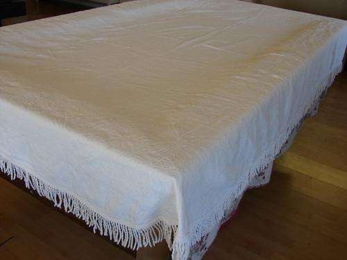 TWO SINGLE BED SPREADS !!!