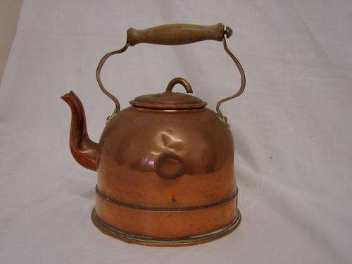 VINTAGE COPPER KETTLE !!