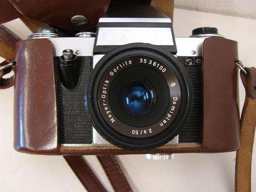VINTAGE PRAKTICA CAMERA