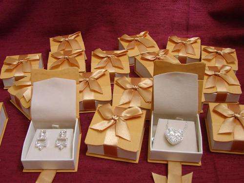 EARRING/NECKLACE BOXES !!