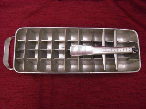 RETRO - FRIGIDAIRE ICE TRAYS