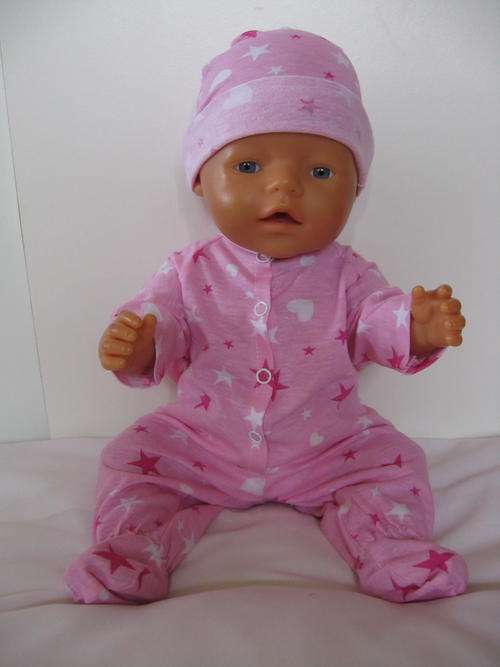 Baby born dolls clothes - Babygro & beanie