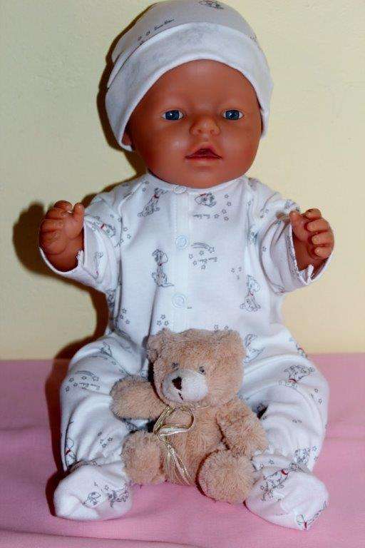 Baby born dolls clothes - Babygro & beanie