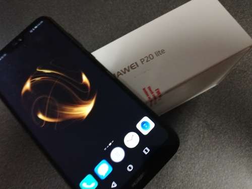 HUAWEI P20 lite