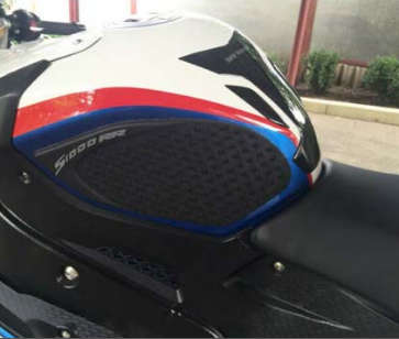 BMW S1000RR 09-16 3 piece tank pad set