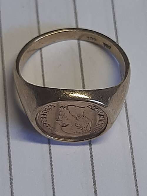 9ct gold ring