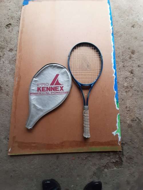 pro Kennex Tennis Raquet.