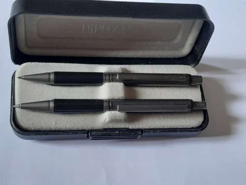diplat pen set small pen and pencil set. extend netcare embleem