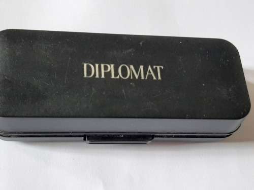 diplat pen set small pen and pencil set. extend netcare embleem
