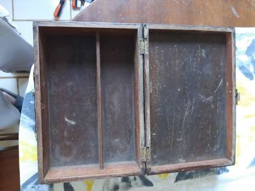 Beautiful wooden suitcase (restored) from 1920 t0 1940)