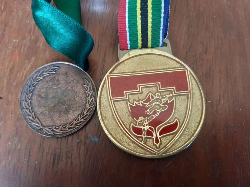 2 x Medals Karate and unknown