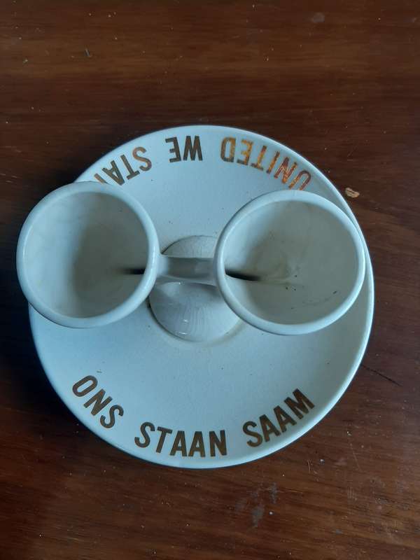 1 x SA and Rhodesia Egg Holder