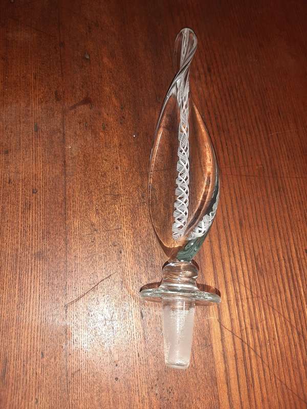 Glass decanter stopper