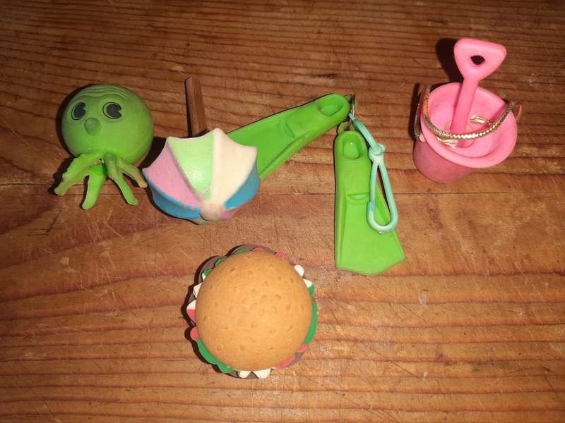 5 erasers, beach and sea combo