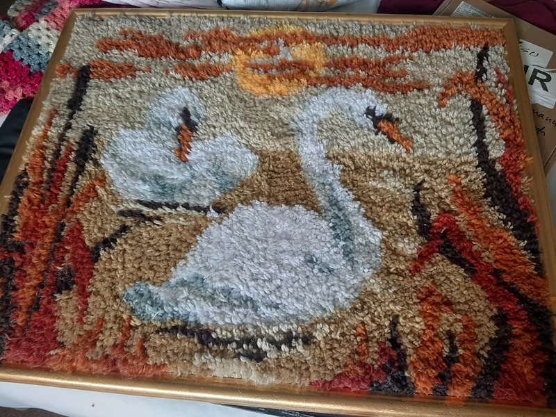 Stunning Tapestry swan