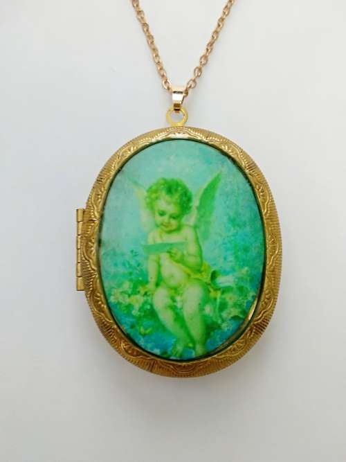 Vintage style pendant with locket/Beautiful elegant pendant/Fashion pendant/Special/Unique/Handmade