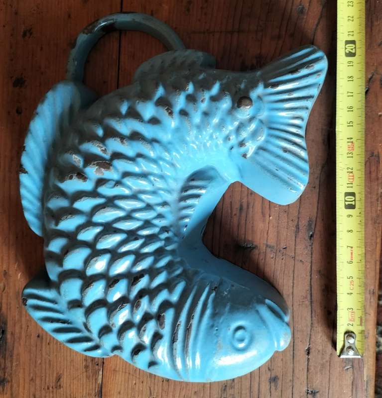 Vintage fish pate mould - heavy - Cast Iron