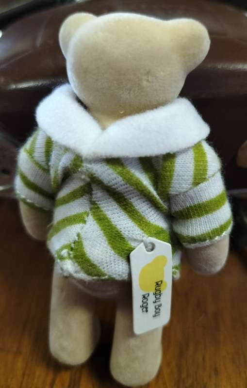 Vintage McDonalds 1999 bear with label -Rugby boy - Roger
