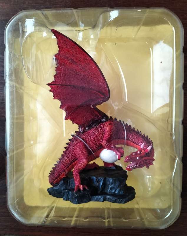 New old stock - unopened - Beasts and Beings resin dragon model