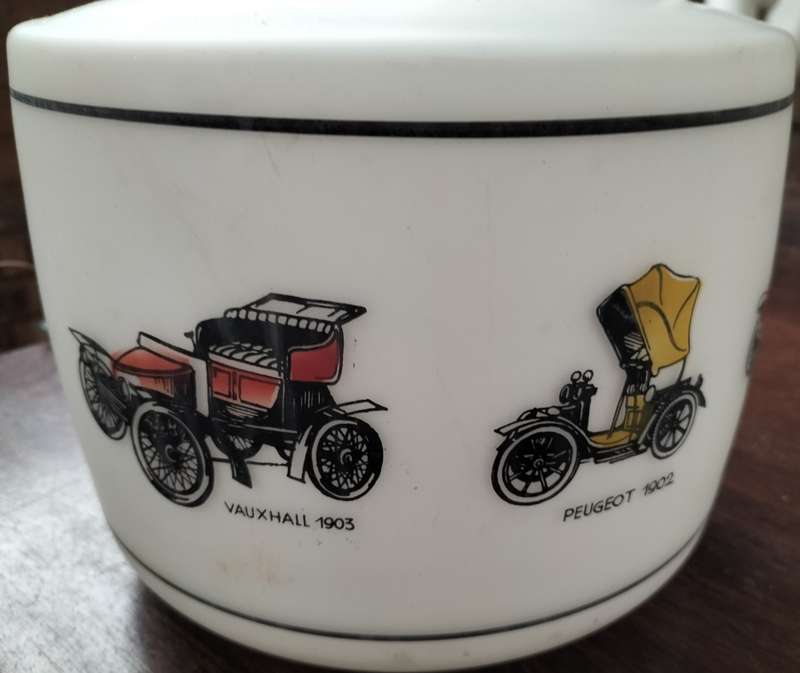 Vintage lamp shade with vintage car theme