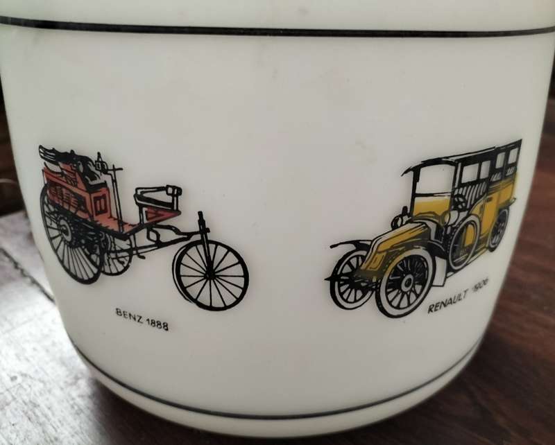 Vintage lamp shade with vintage car theme