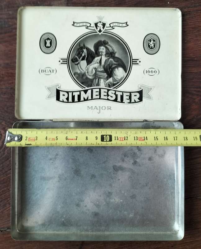 Ritmeester cigar tin